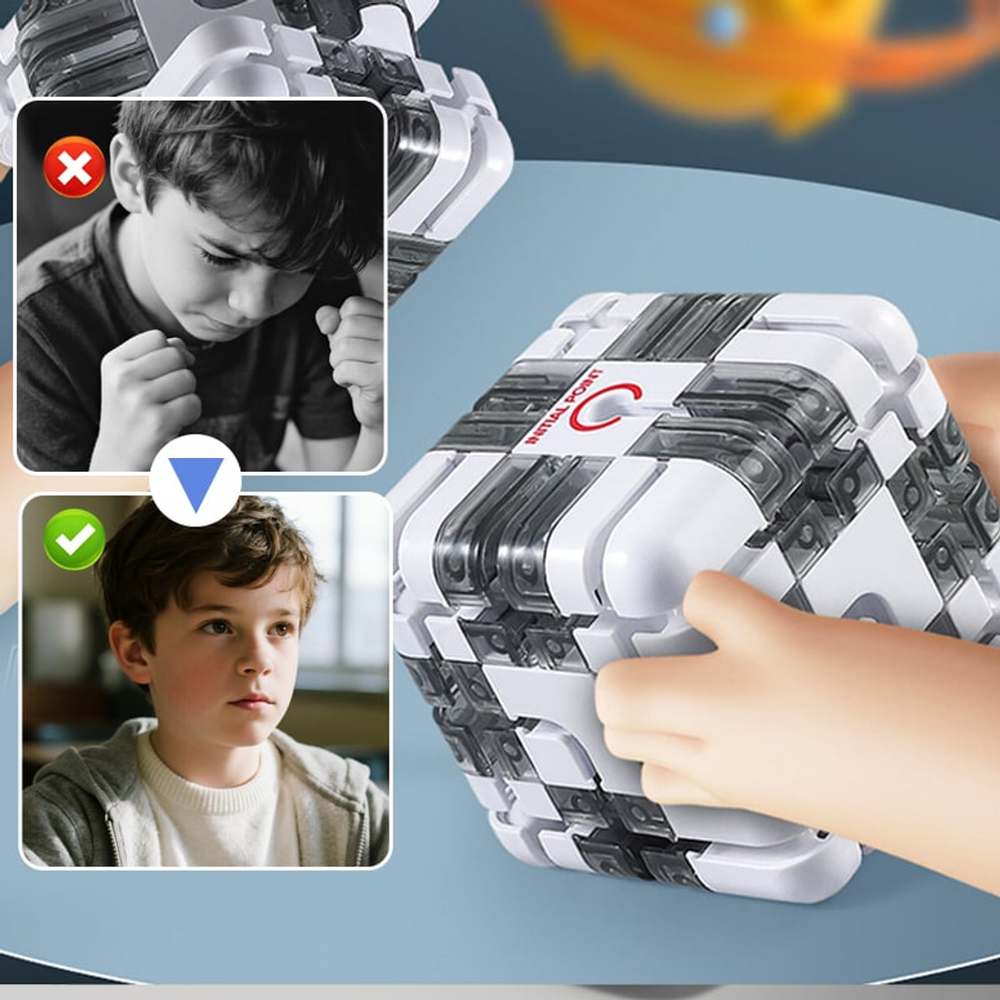 3D Rolling Ball Maze Cube